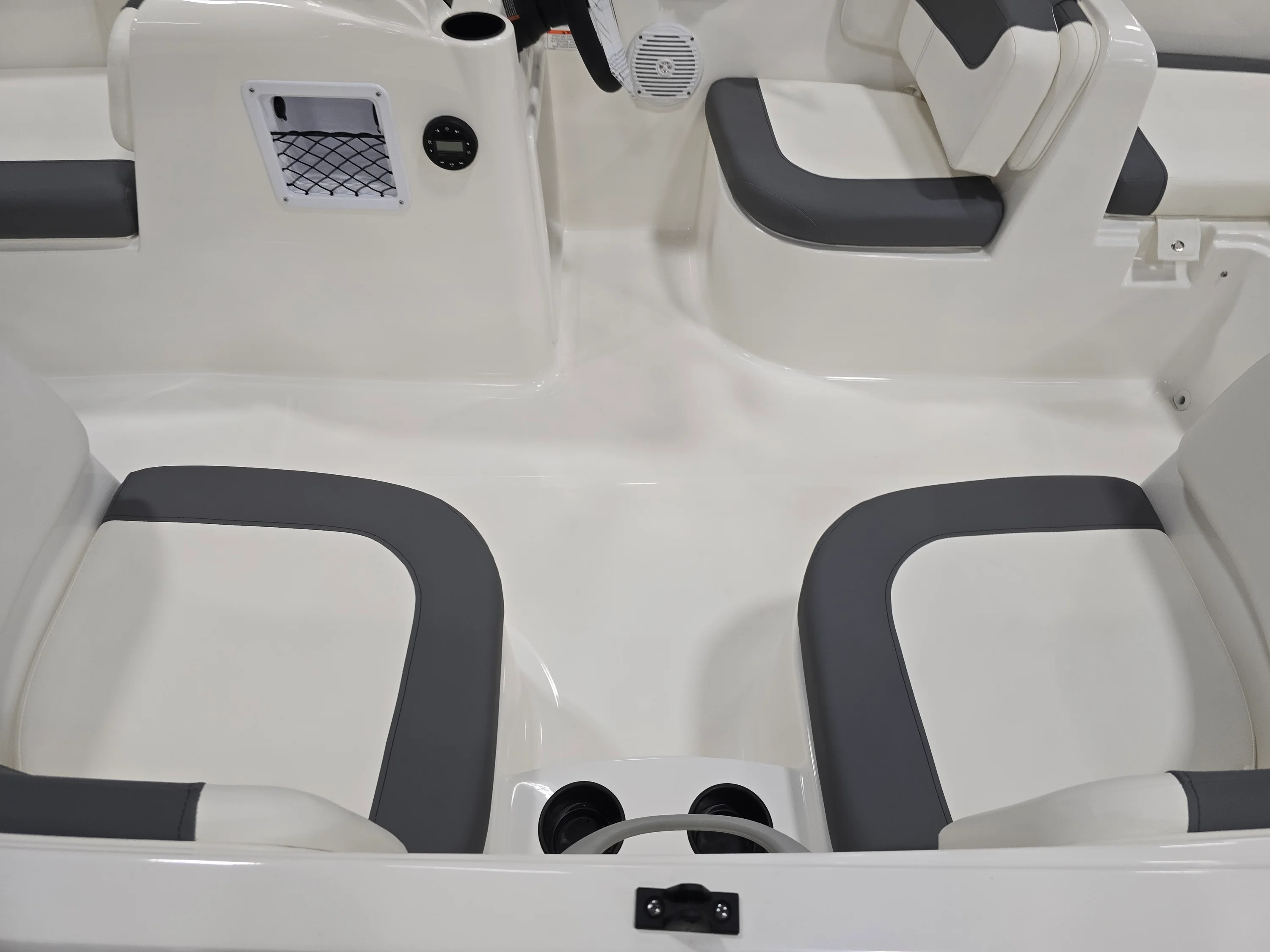 2026 Bayliner E16LE Image Thumbnail #33