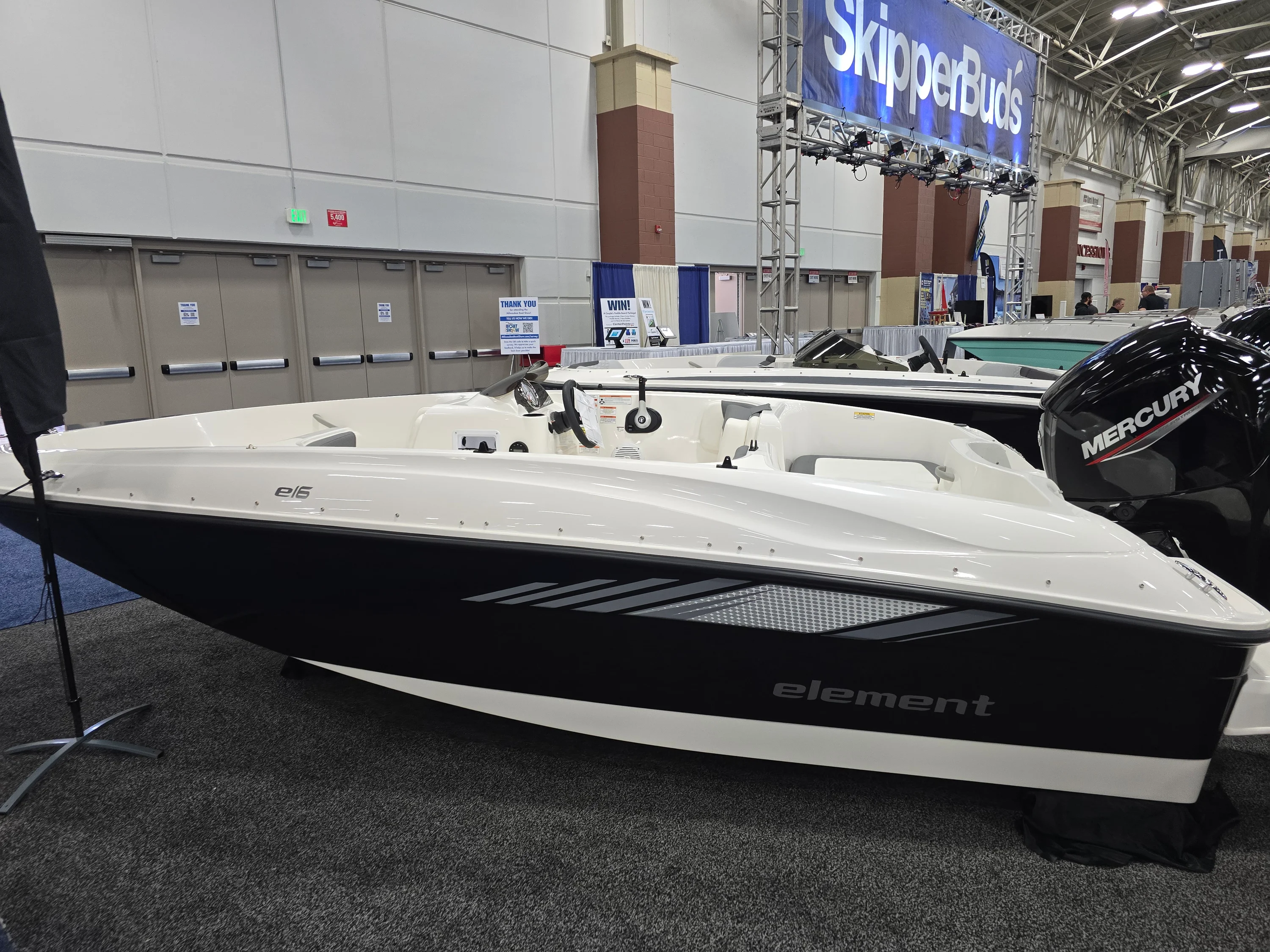 2026 Bayliner E16LE Image Thumbnail #3