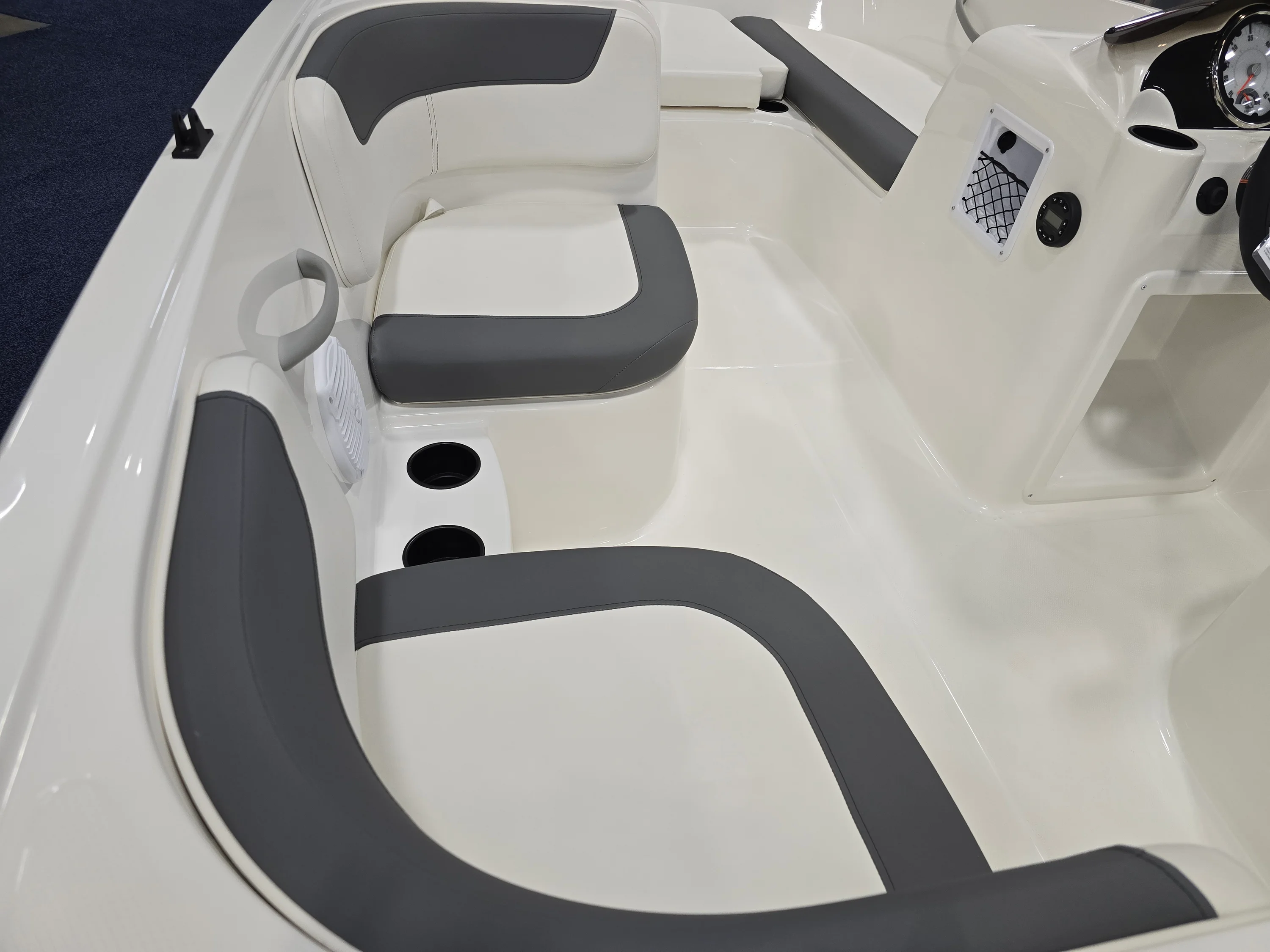 2026 Bayliner E16LE Image Thumbnail #32