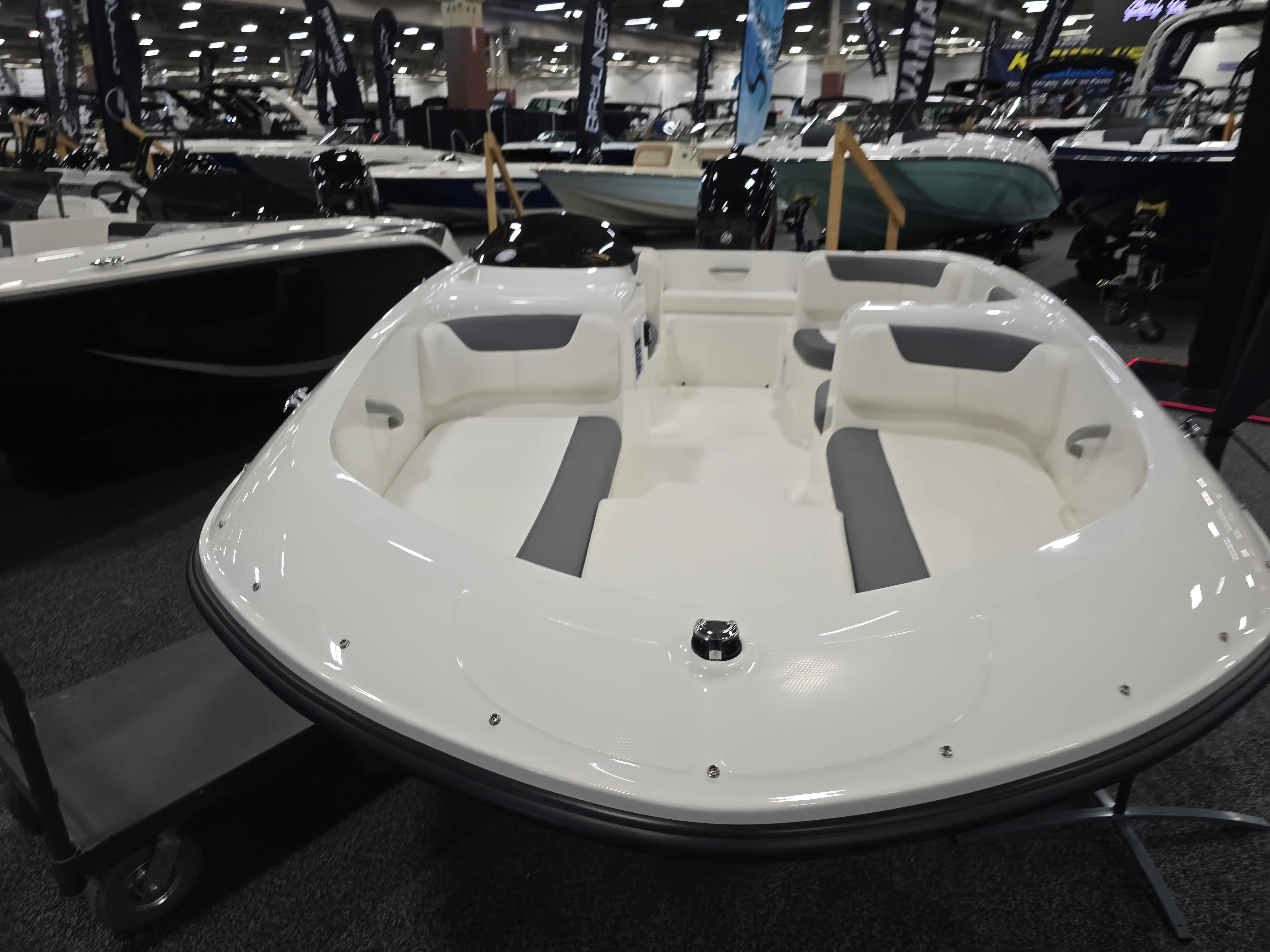 2026 Bayliner E16LE Image Thumbnail #7