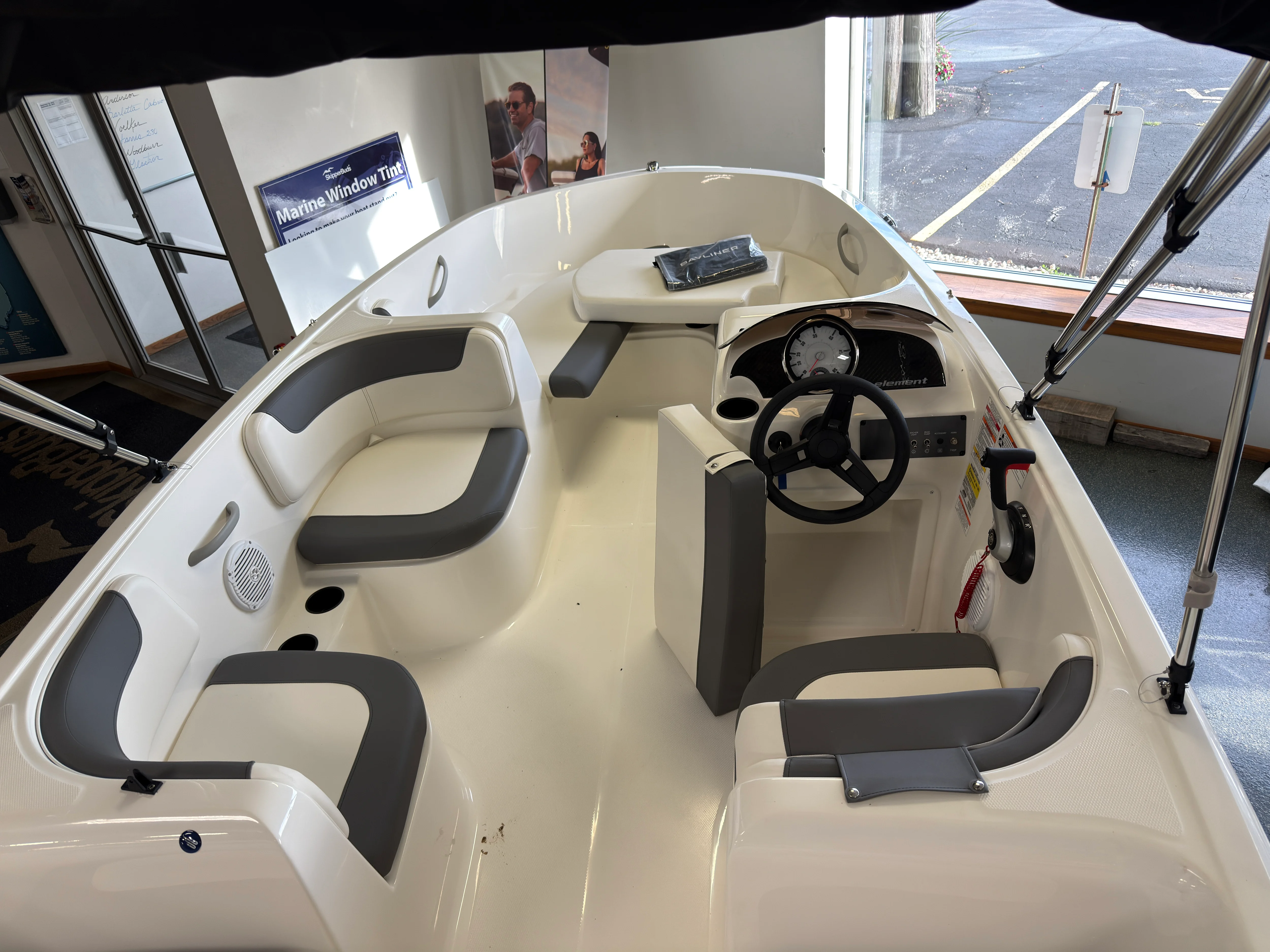 2026 Bayliner E16LE Image Thumbnail #13