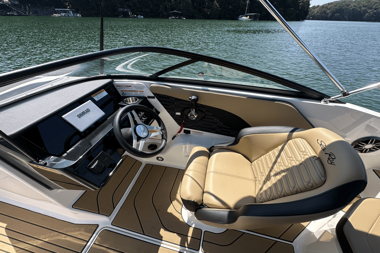 2025 Sea Ray SPX 190 Image Thumbnail #25