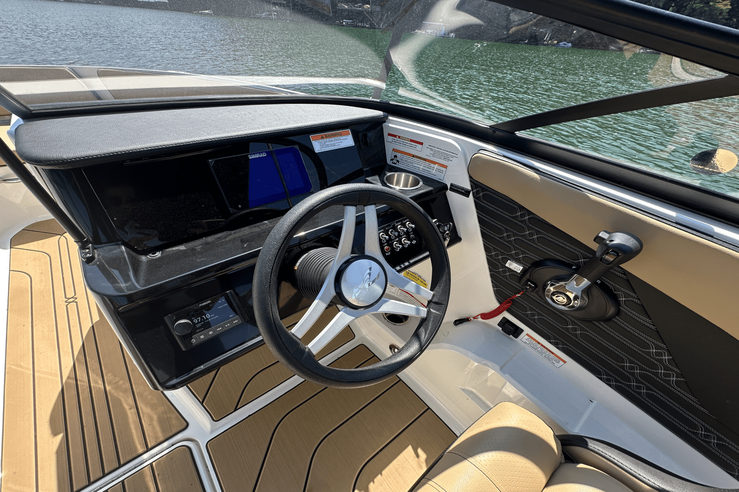 2025 Sea Ray SPX 190 Image Thumbnail #26