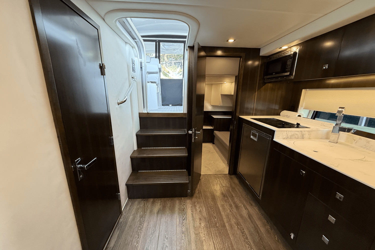 2022 Cruisers Yachts 39 Express Coupe Image Thumbnail #50