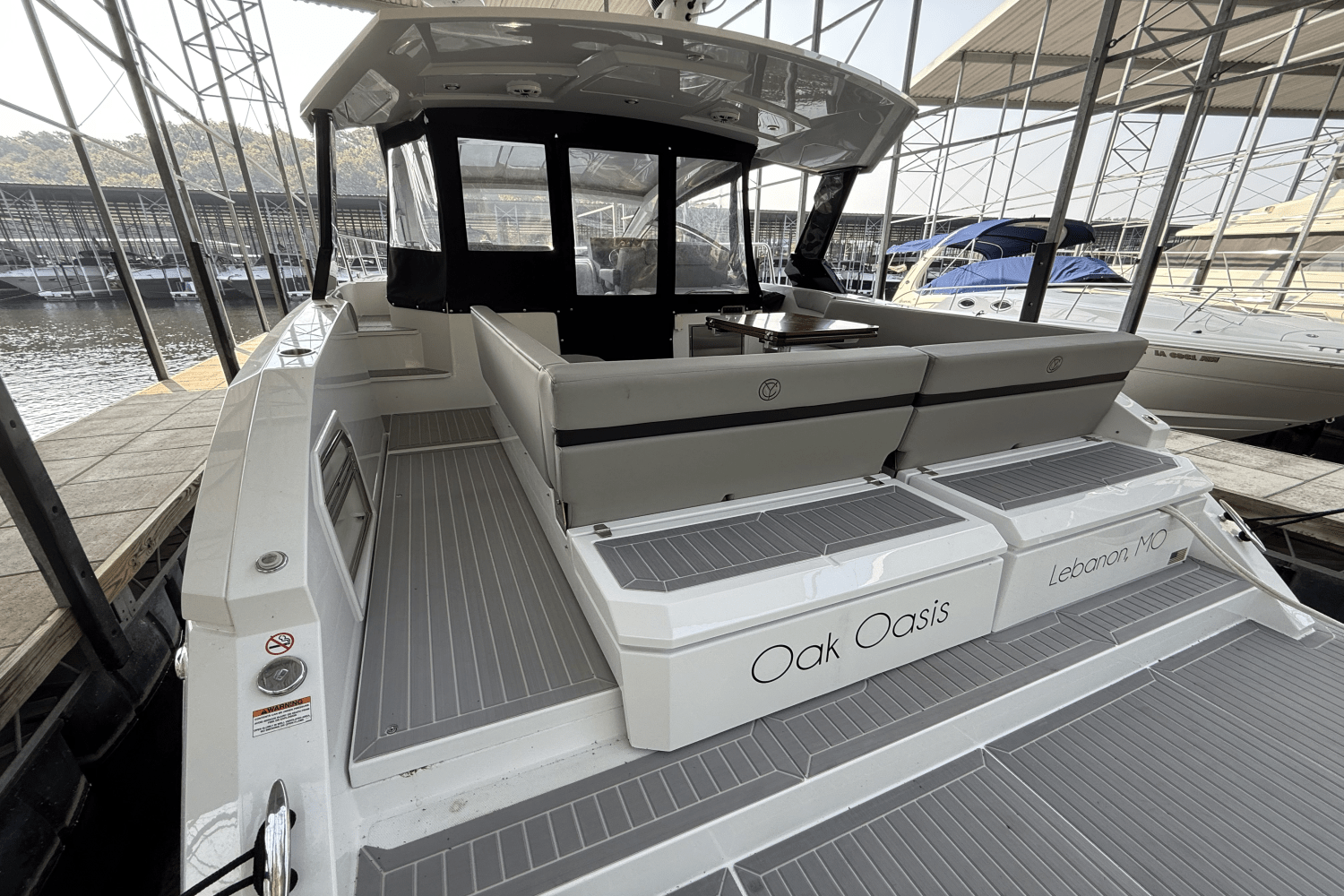 2022 Cruisers Yachts 39 Express Coupe Image Thumbnail #14