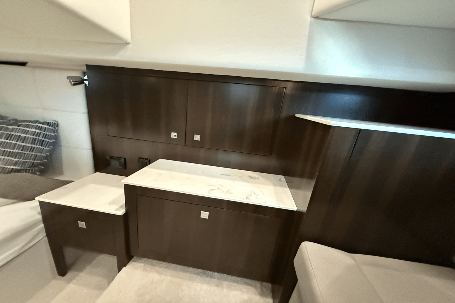 2022 Cruisers Yachts 39 Express Coupe Image Thumbnail #38