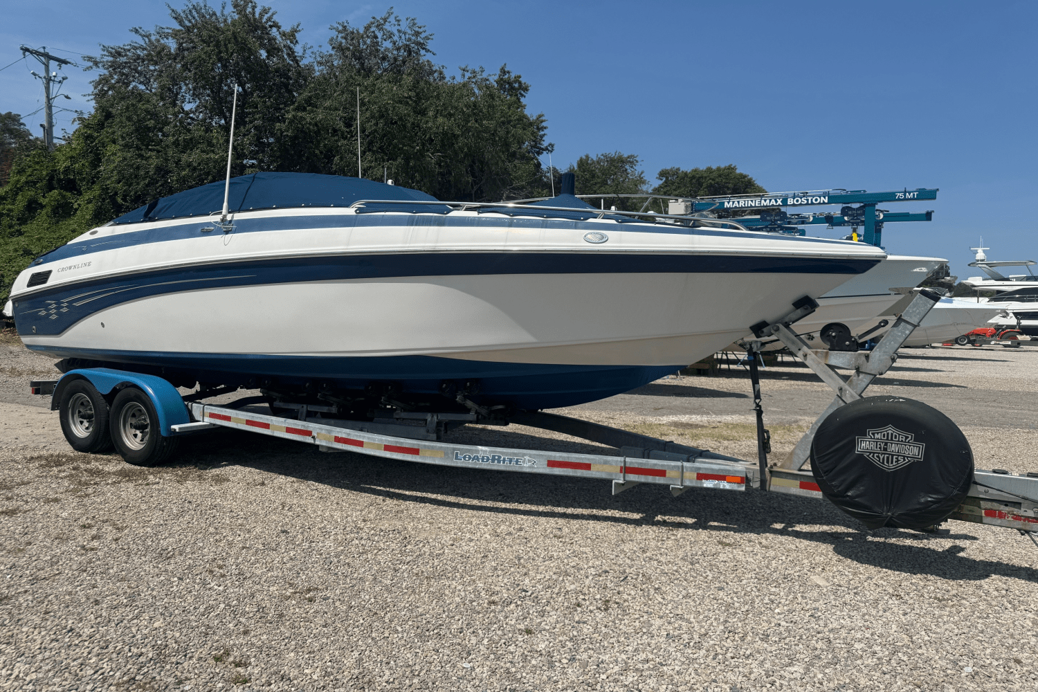 2005 Crownline 270 Image Thumbnail #1