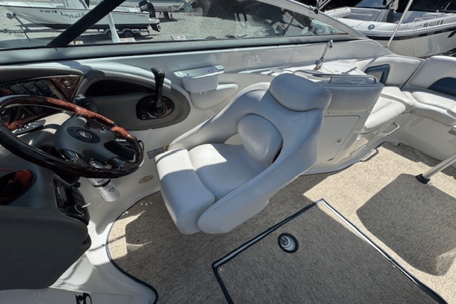 2005 Crownline 270 Image Thumbnail #8