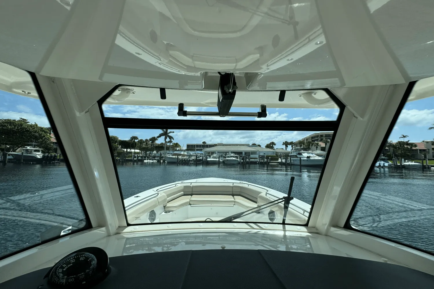 2016 Boston Whaler 330 OUTRAGE Image Thumbnail #33