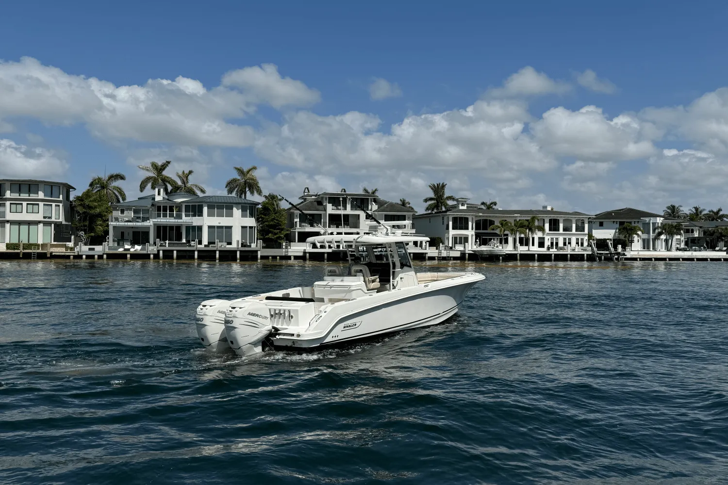 2016 Boston Whaler 330 OUTRAGE Image Thumbnail #3