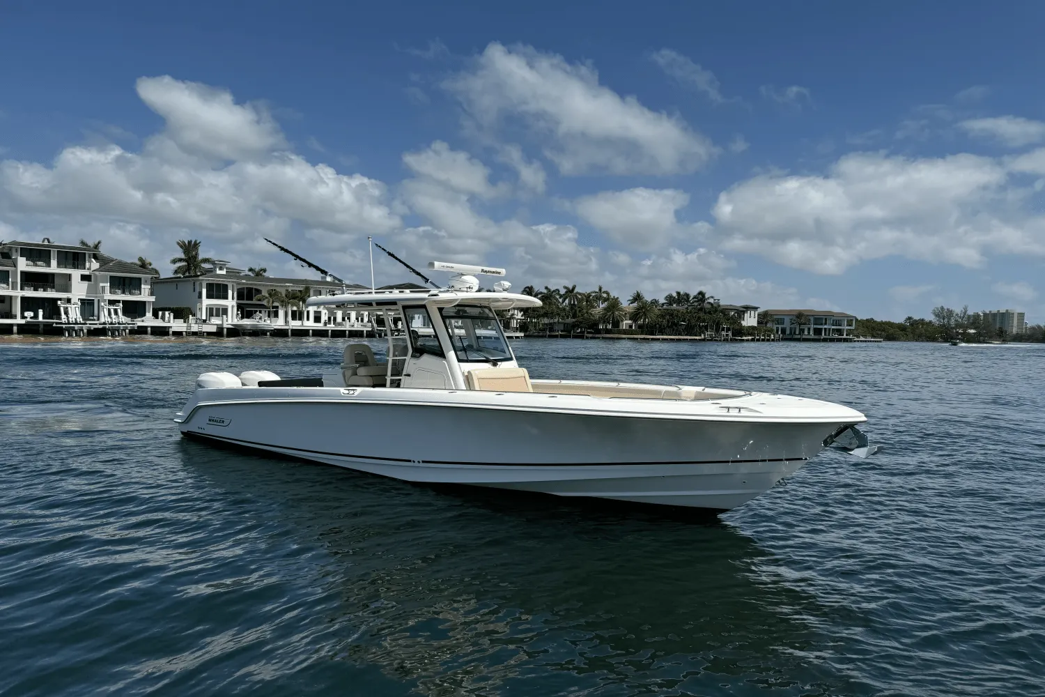 2016 Boston Whaler 330 OUTRAGE Image Thumbnail #10
