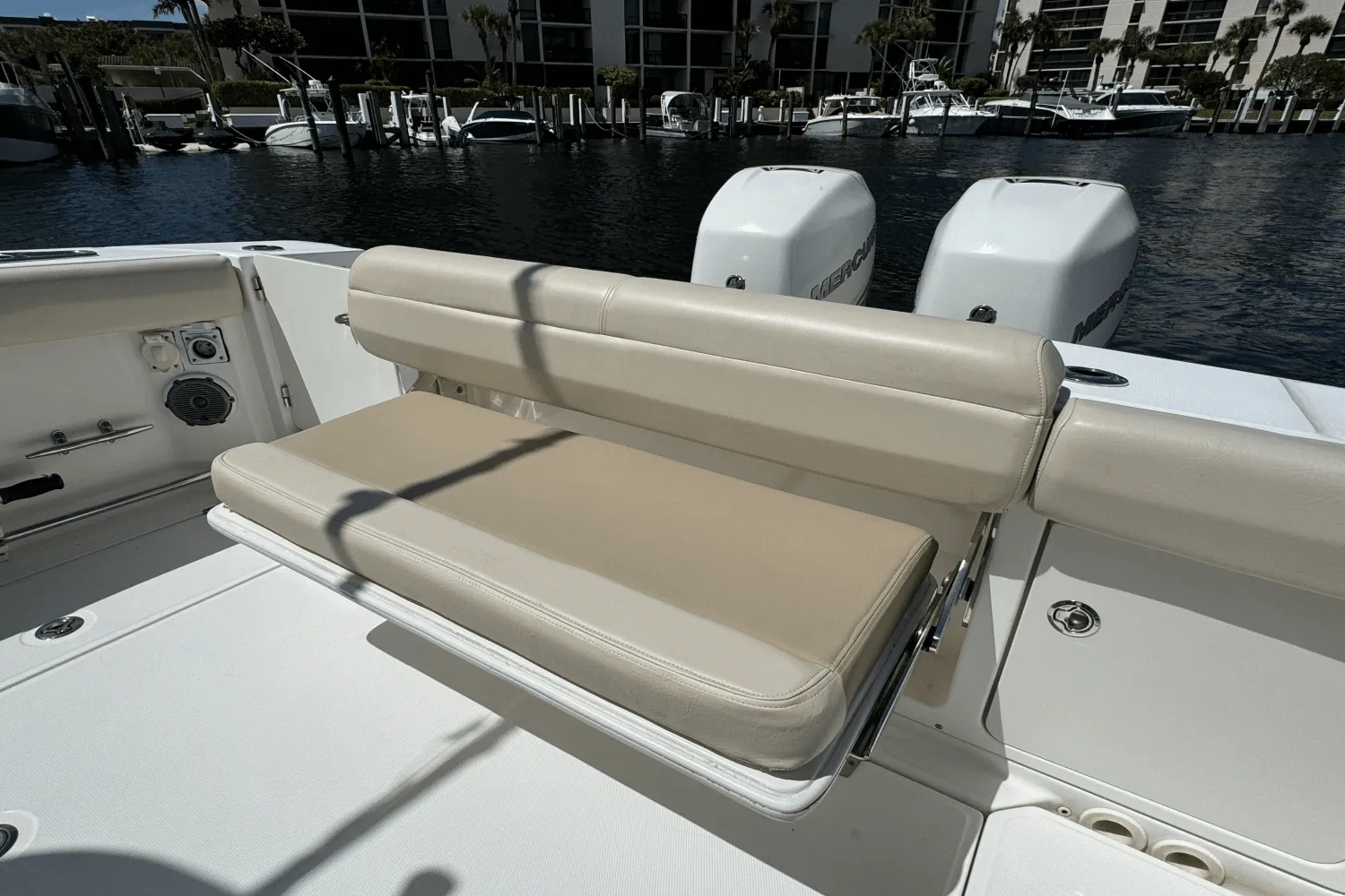 2016 Boston Whaler 330 OUTRAGE Image Thumbnail #16