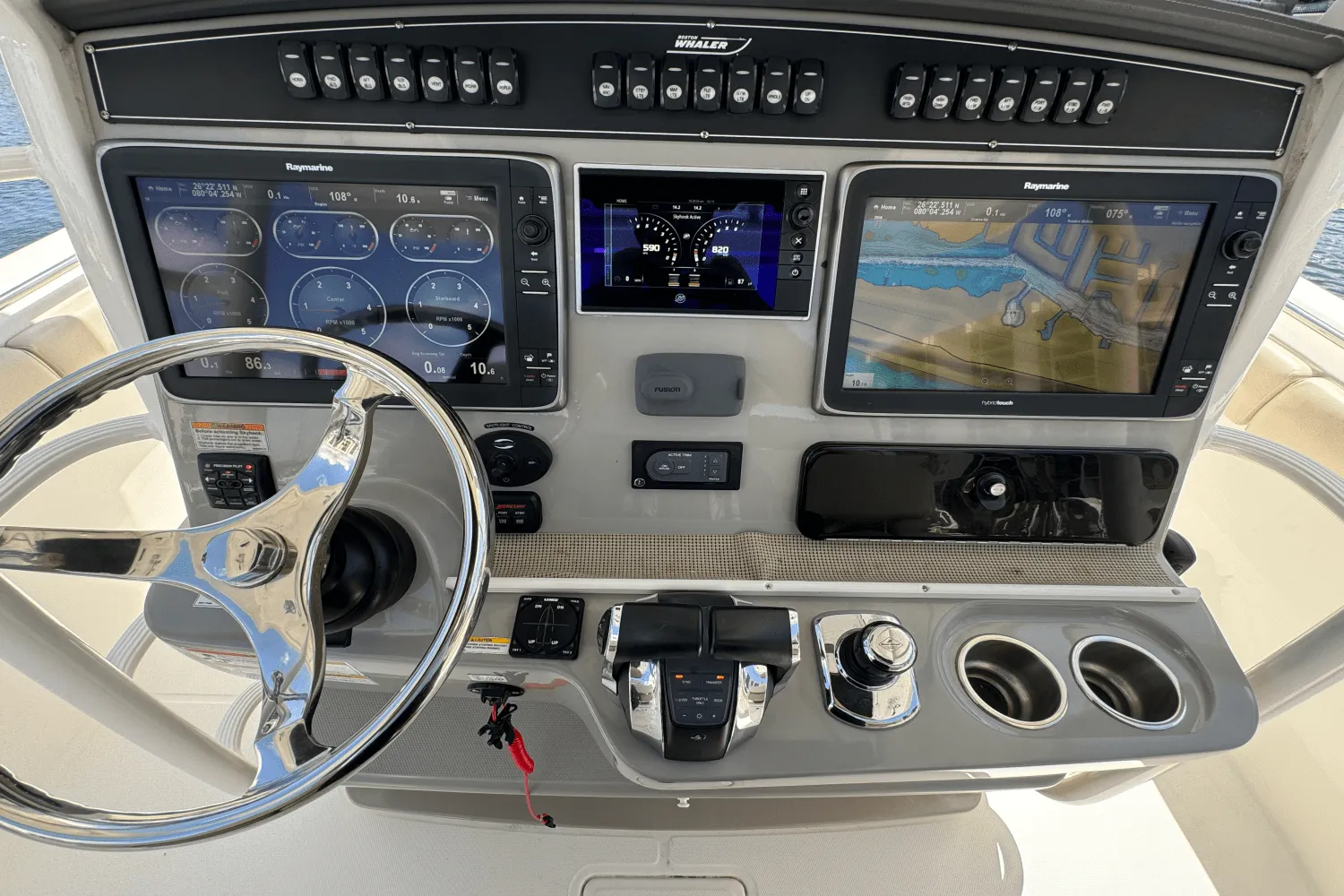 2016 Boston Whaler 330 OUTRAGE Image Thumbnail #28