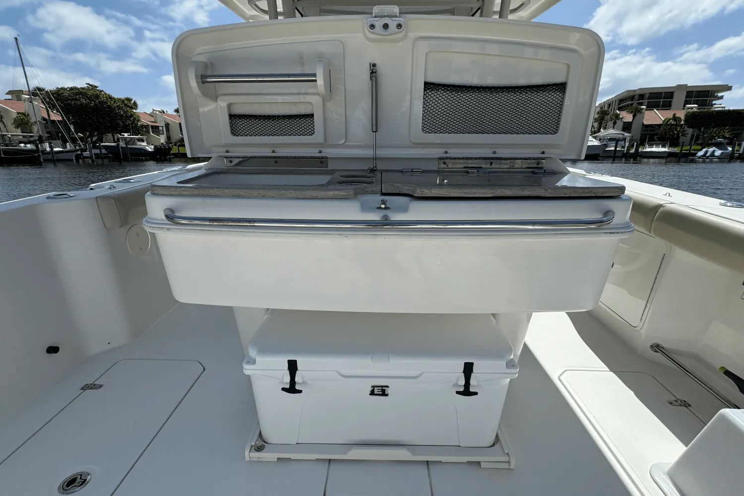 2016 Boston Whaler 330 OUTRAGE Image Thumbnail #20