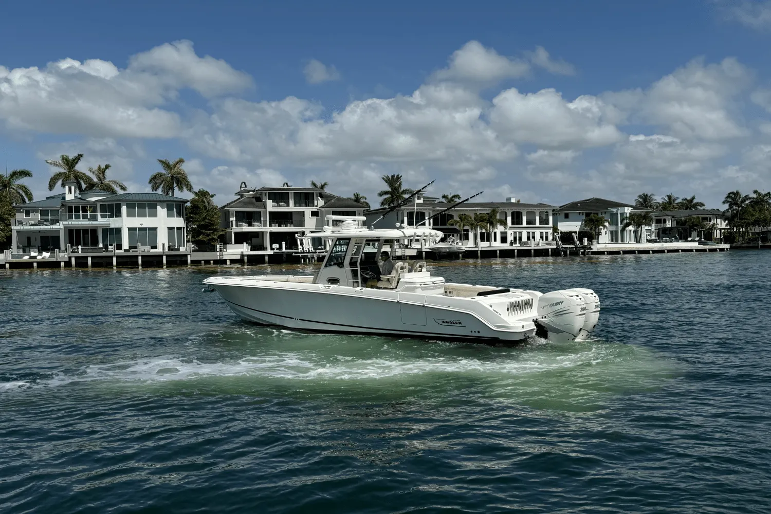 2016 Boston Whaler 330 OUTRAGE Image Thumbnail #7