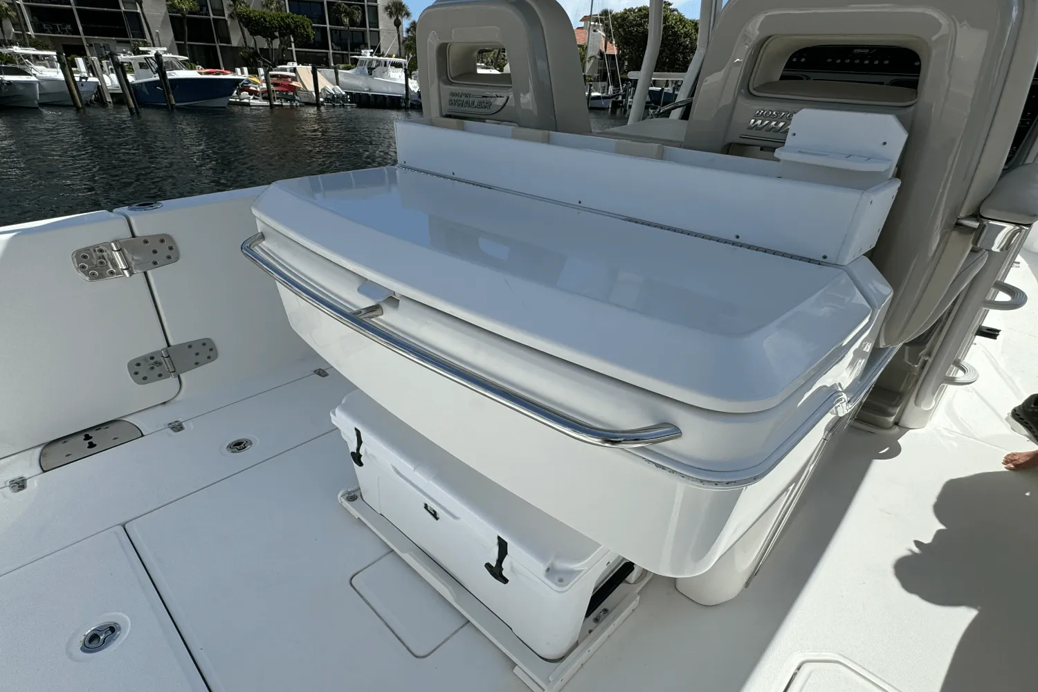 2016 Boston Whaler 330 OUTRAGE Image Thumbnail #18