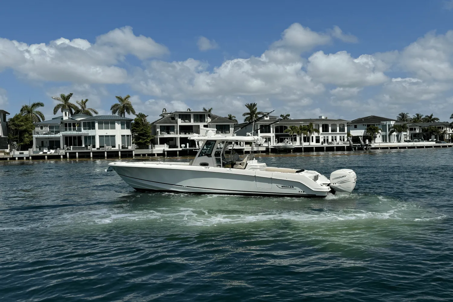 2016 Boston Whaler 330 OUTRAGE Image Thumbnail #9