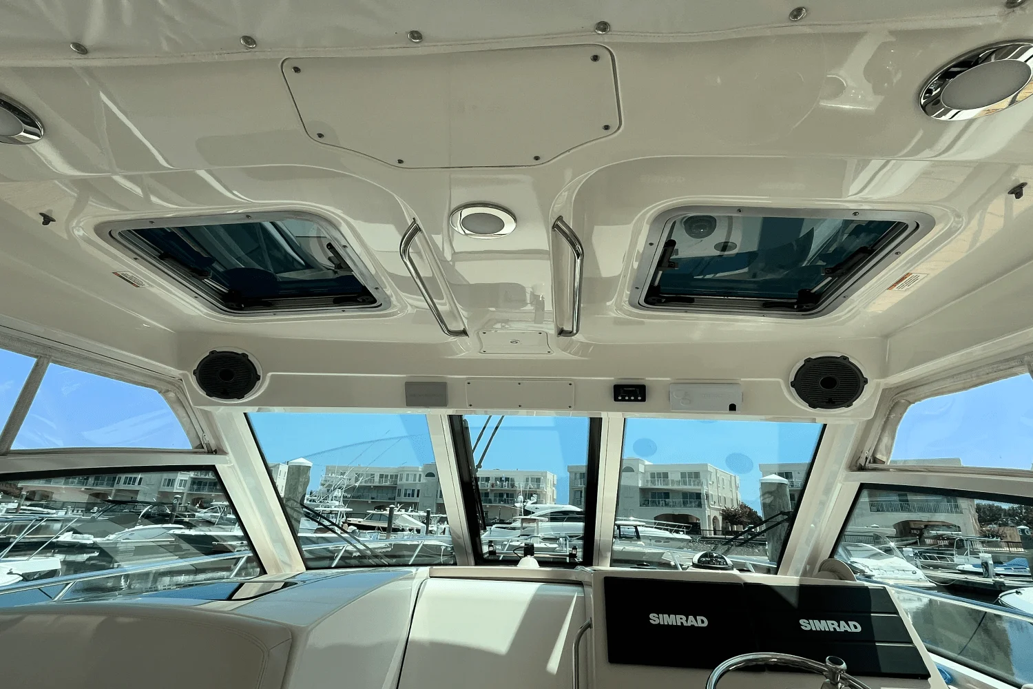 2022 Boston Whaler 345 CONQUEST Image Thumbnail #20