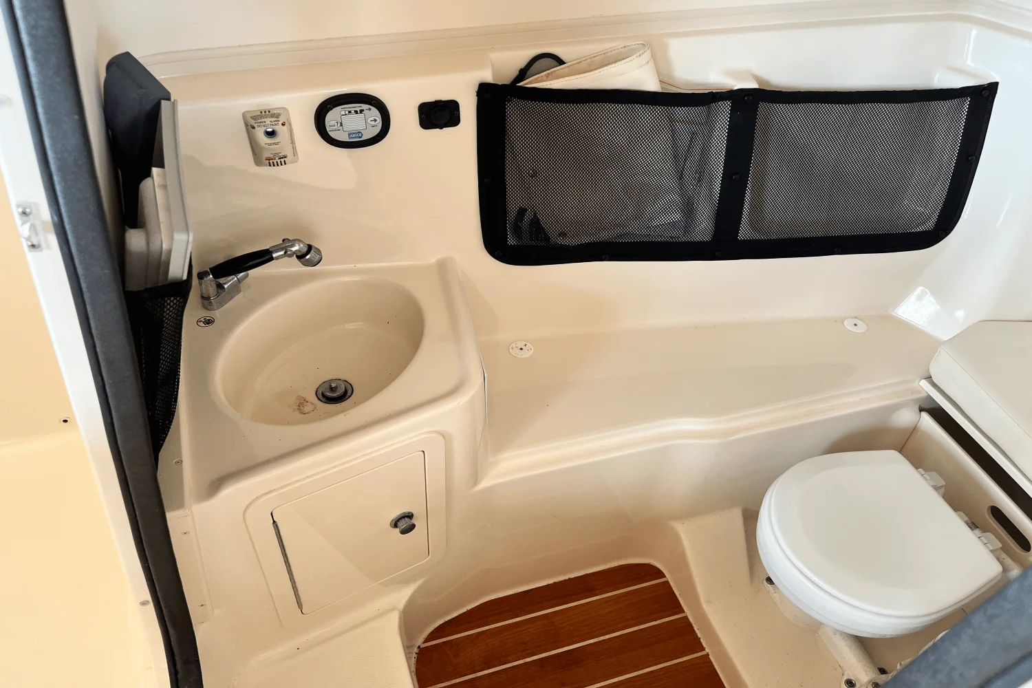 2017 Grady-White 307 FREEDOM Image Thumbnail #20