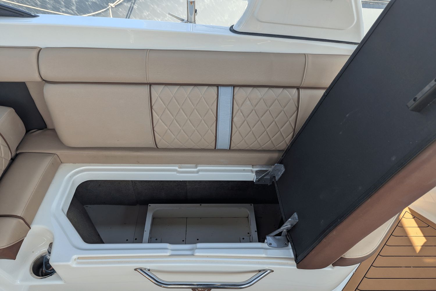 2016 Sea Ray 270 SD OB Image Thumbnail #16