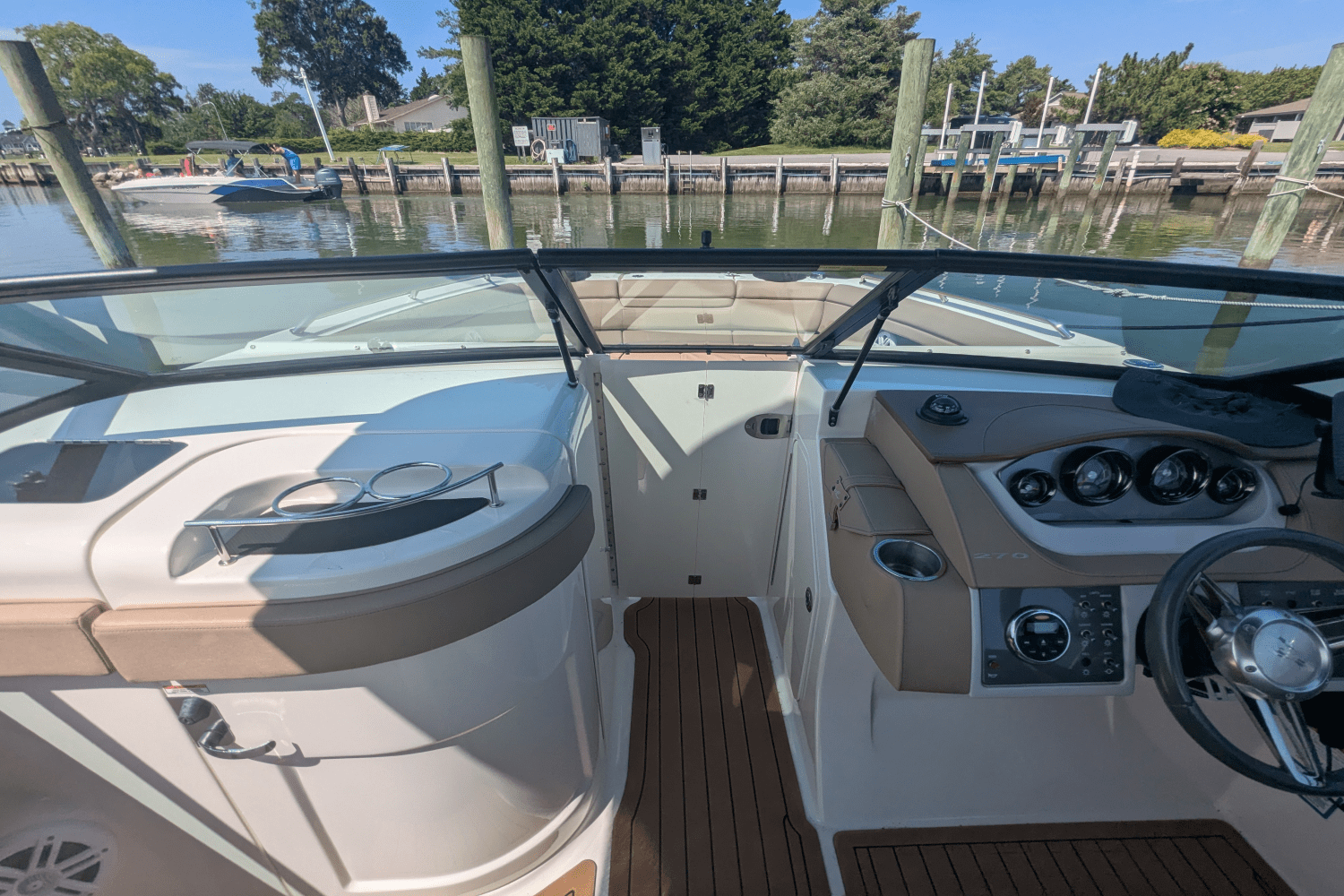 2016 Sea Ray 270 SD OB Image Thumbnail #9