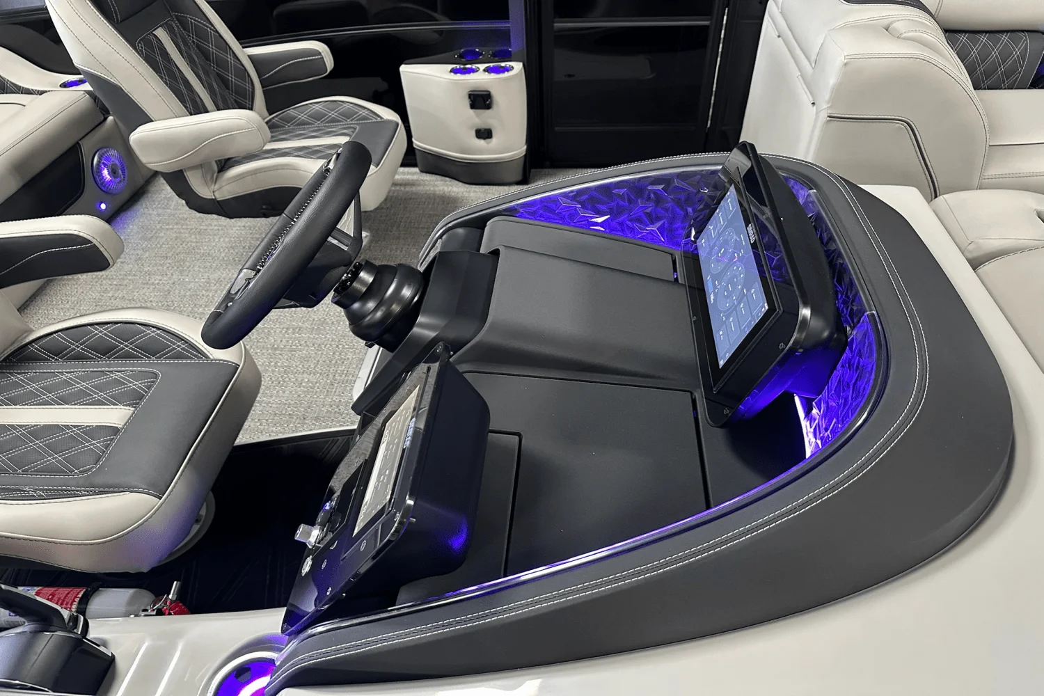 2026 Barletta Lusso 23 UC Image Thumbnail #9