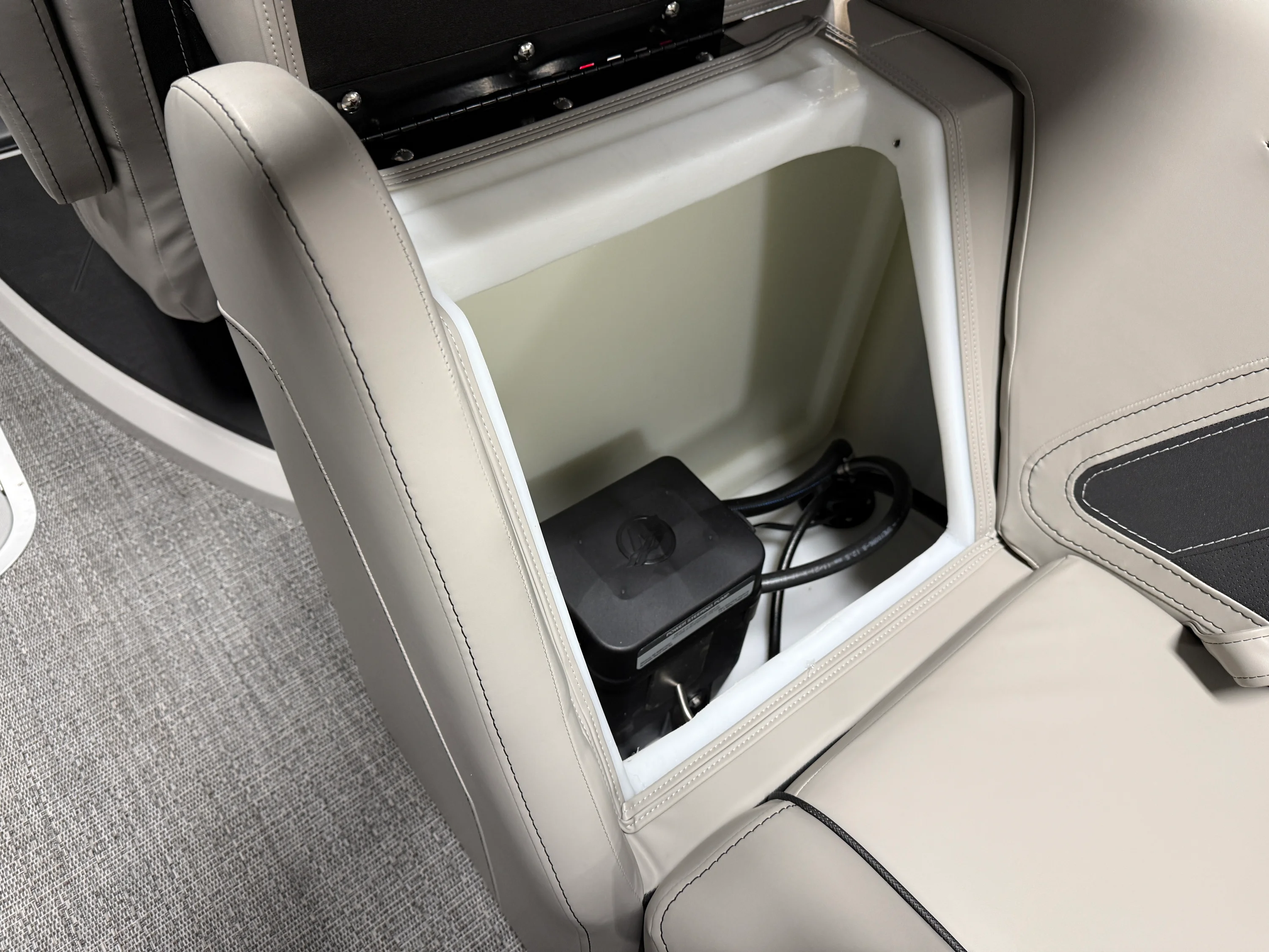 2026 Barletta Cabrio 22 QC Image Thumbnail #22