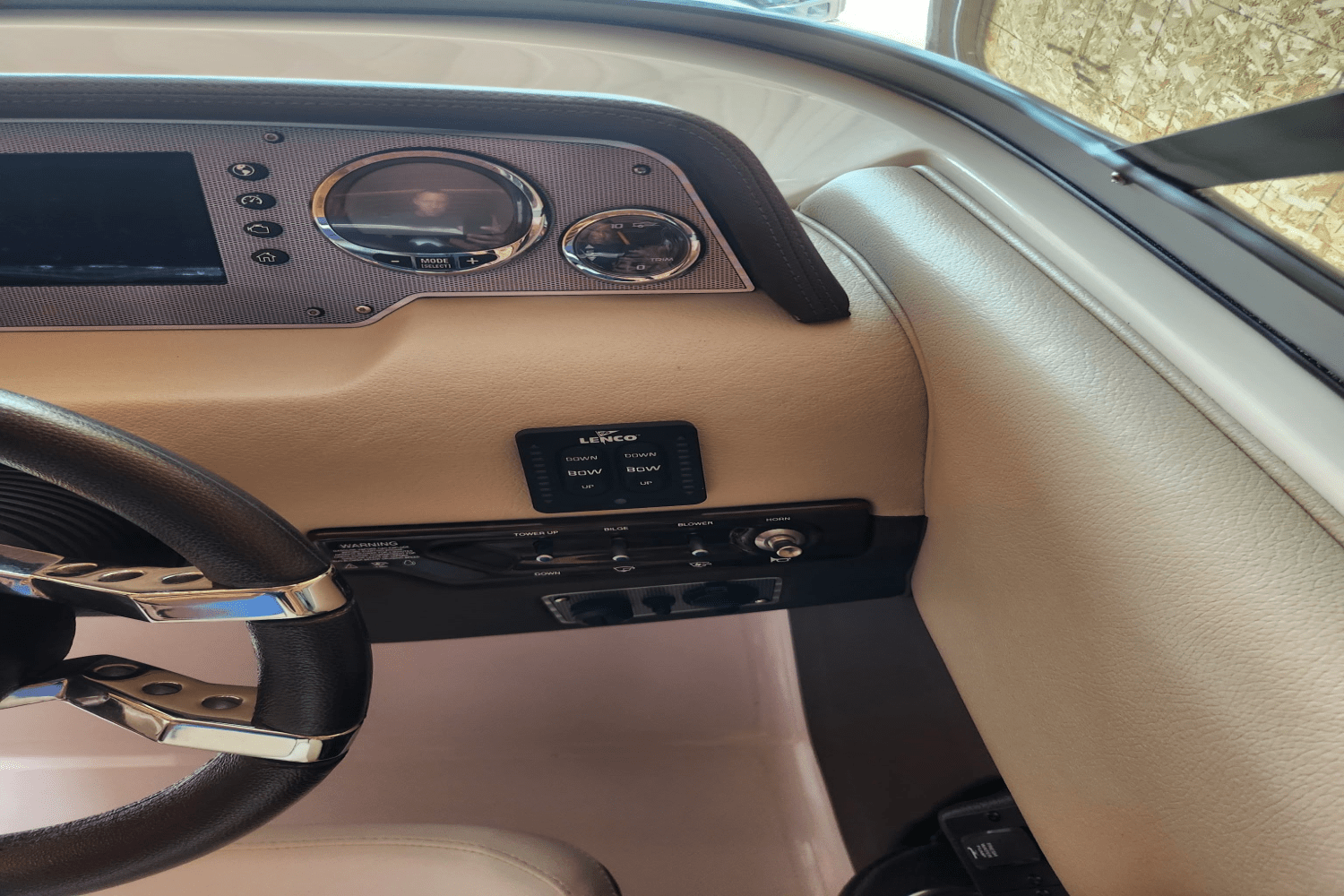 2015 Regal 2500 Image Thumbnail #8