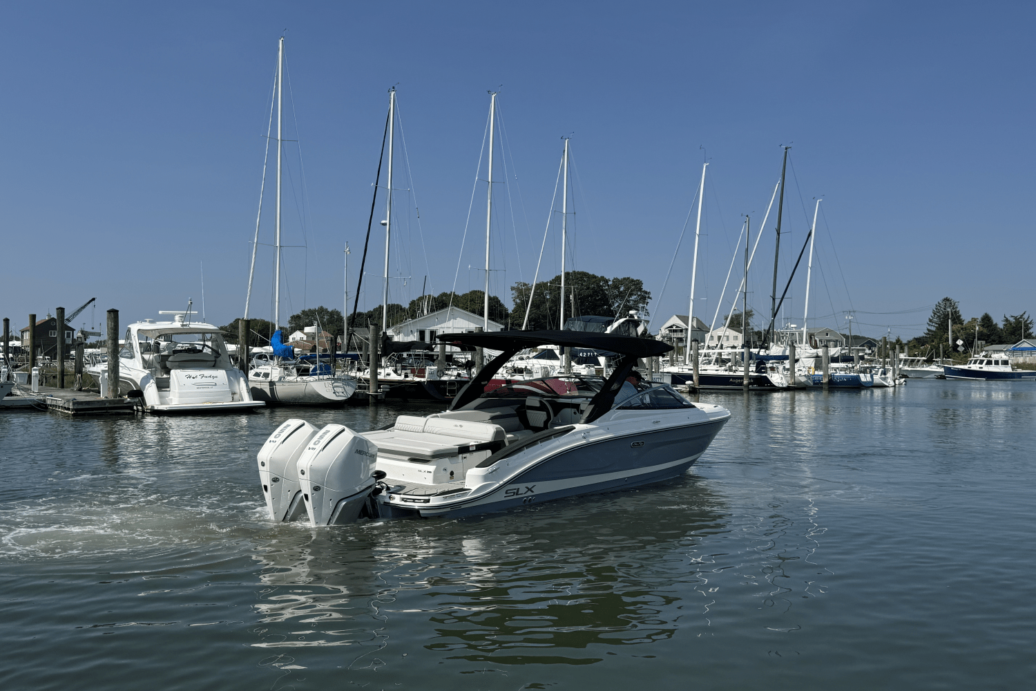2026 Sea Ray SLX 280 Outboard Image Thumbnail #4