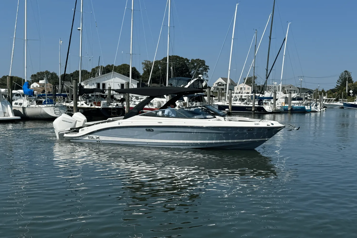 2026 Sea Ray SLX 280 Outboard Image Thumbnail #0
