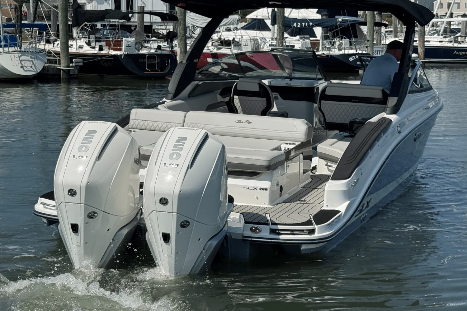 2026 Sea Ray SLX 280 Outboard Image Thumbnail #5