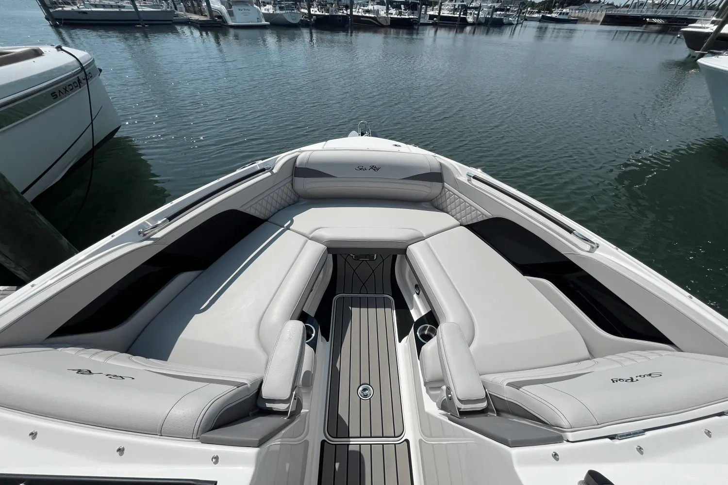 2026 Sea Ray SLX 280 Outboard Image Thumbnail #16
