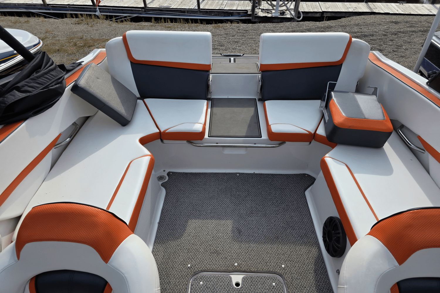 2016 Scarab 215 HO IMPULSE Image Thumbnail #4