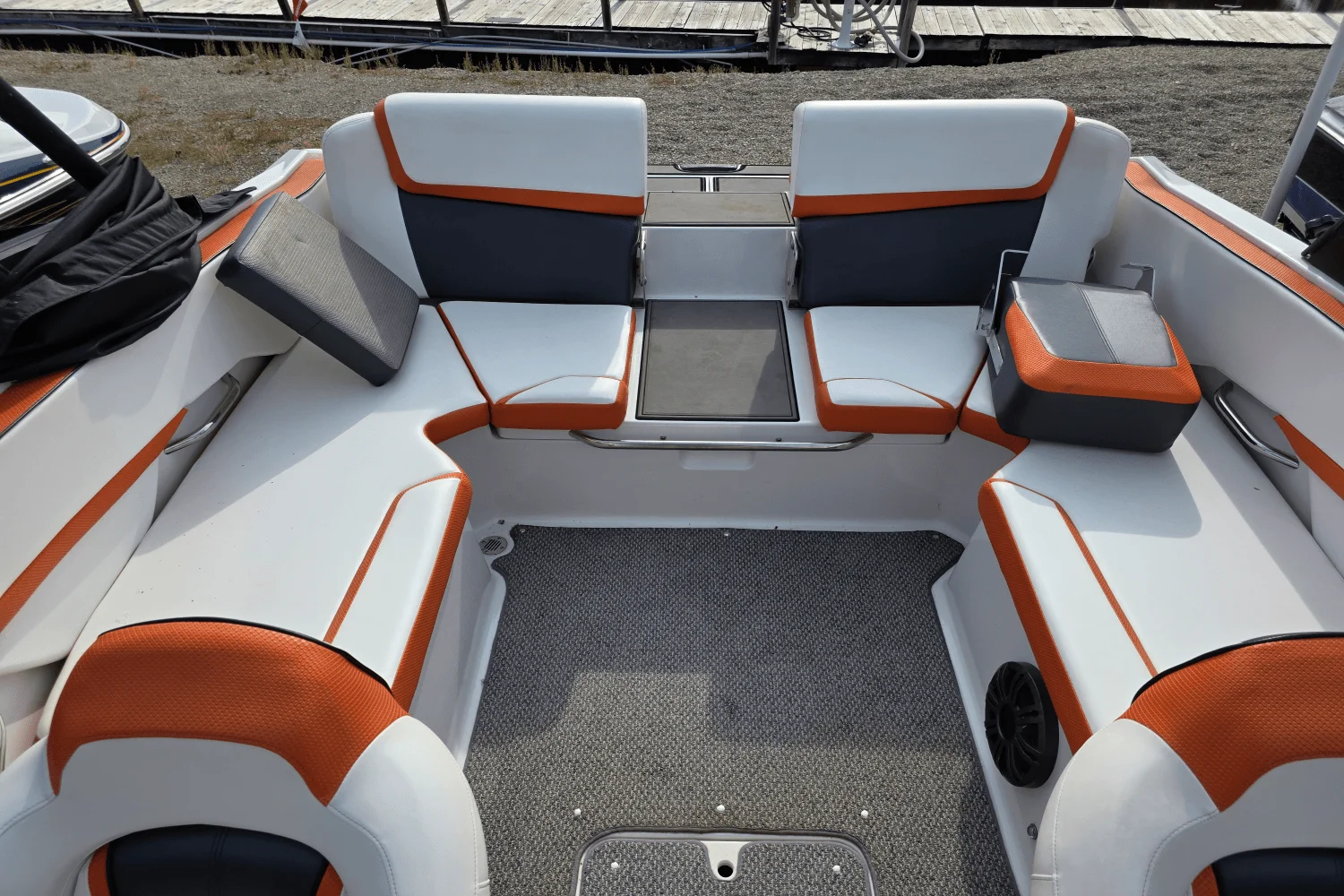 2016 Scarab 215 HO IMPULSE Image Thumbnail #4