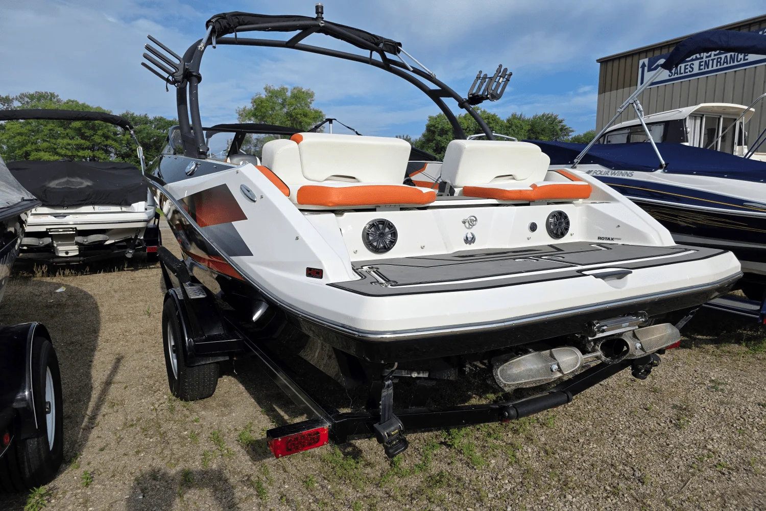 2016 Scarab 215 HO IMPULSE Image Thumbnail #6