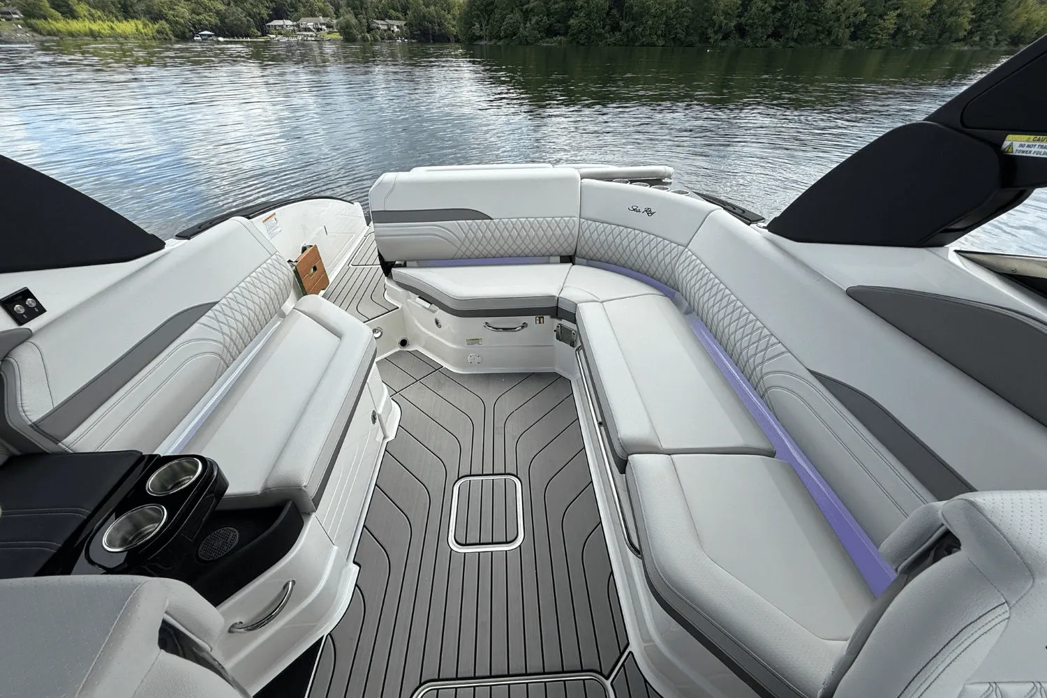 2026 Sea Ray SLX 280 Image Thumbnail #16