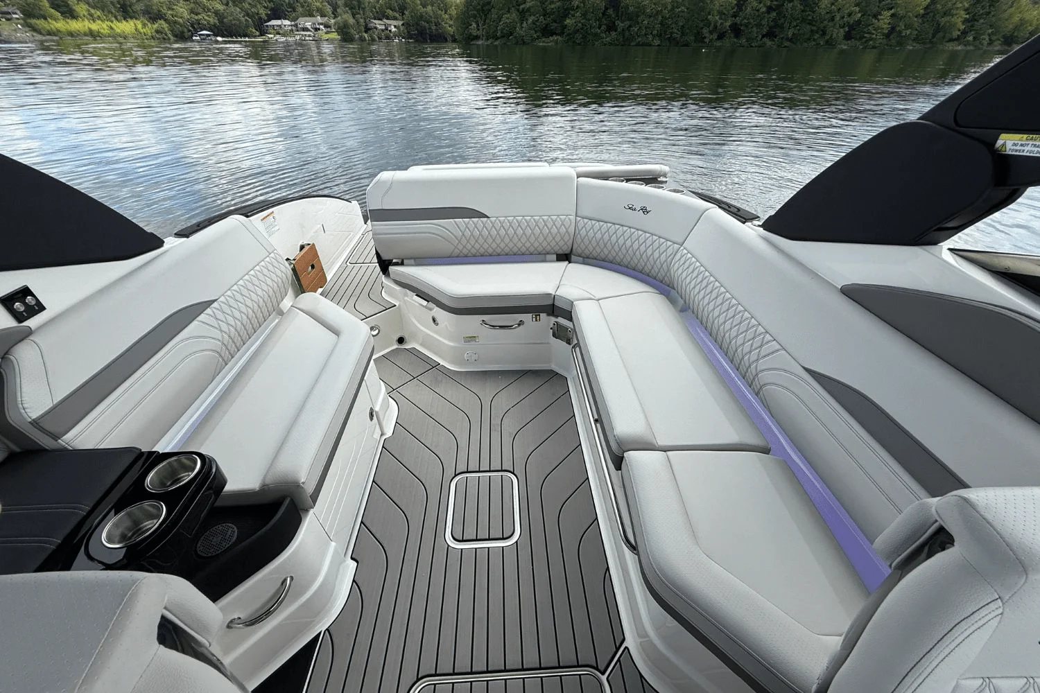 2026 Sea Ray SLX 280 Image Thumbnail #16