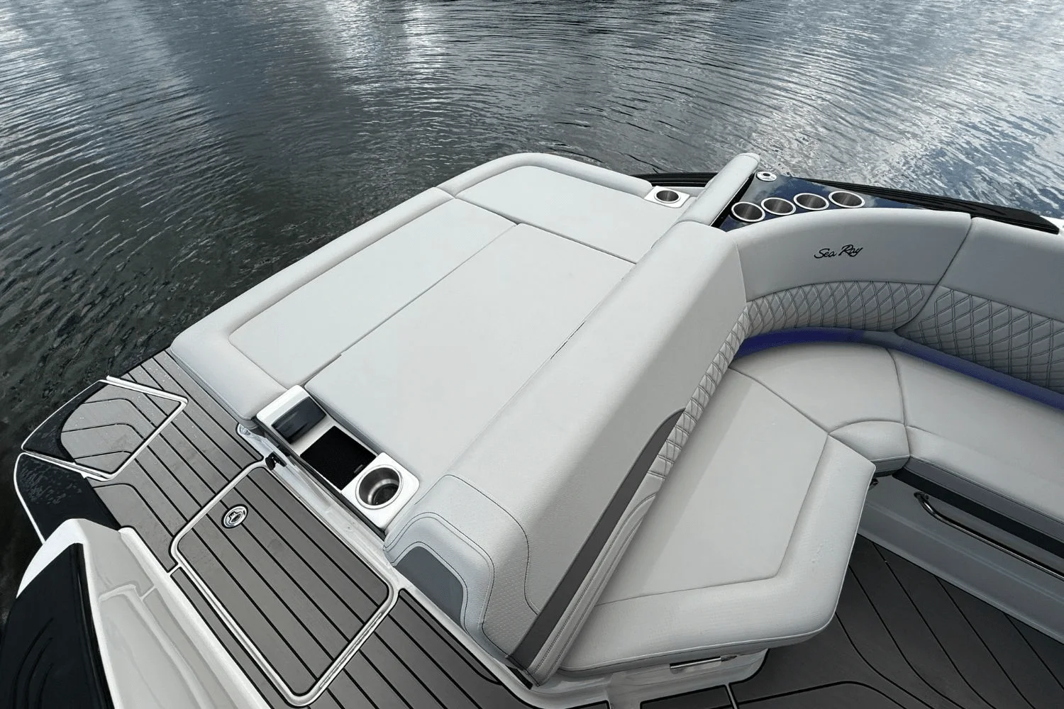 2026 Sea Ray SLX 280 Image Thumbnail #10