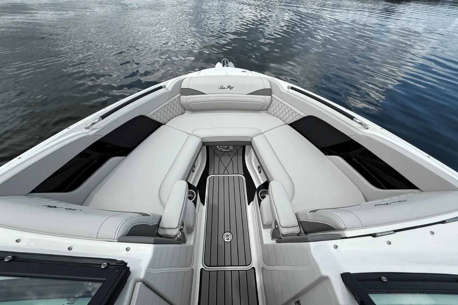 2026 Sea Ray SLX 280 Image Thumbnail #30