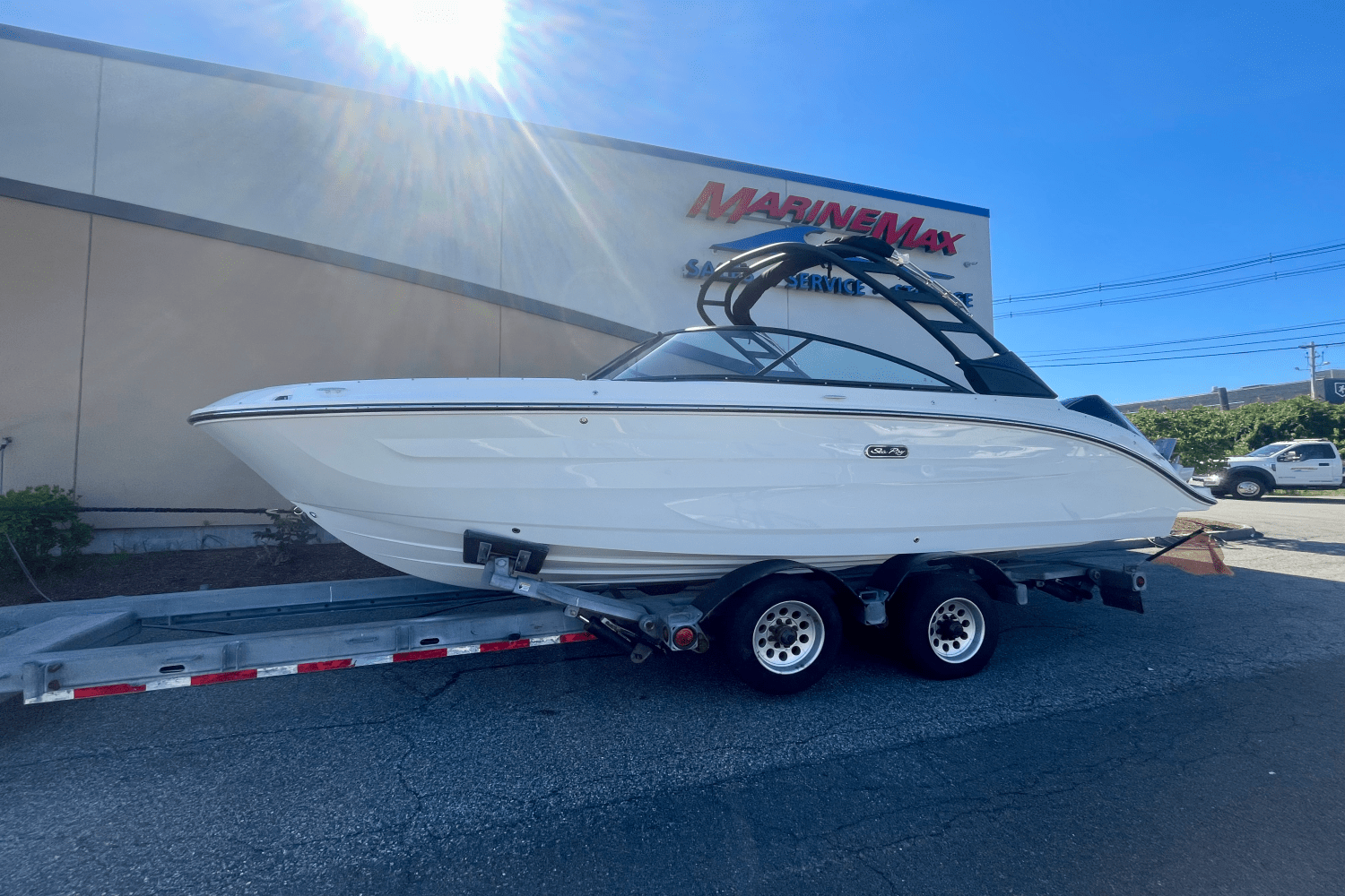 2026 Sea Ray SDX 250 Outboard Image Thumbnail #1