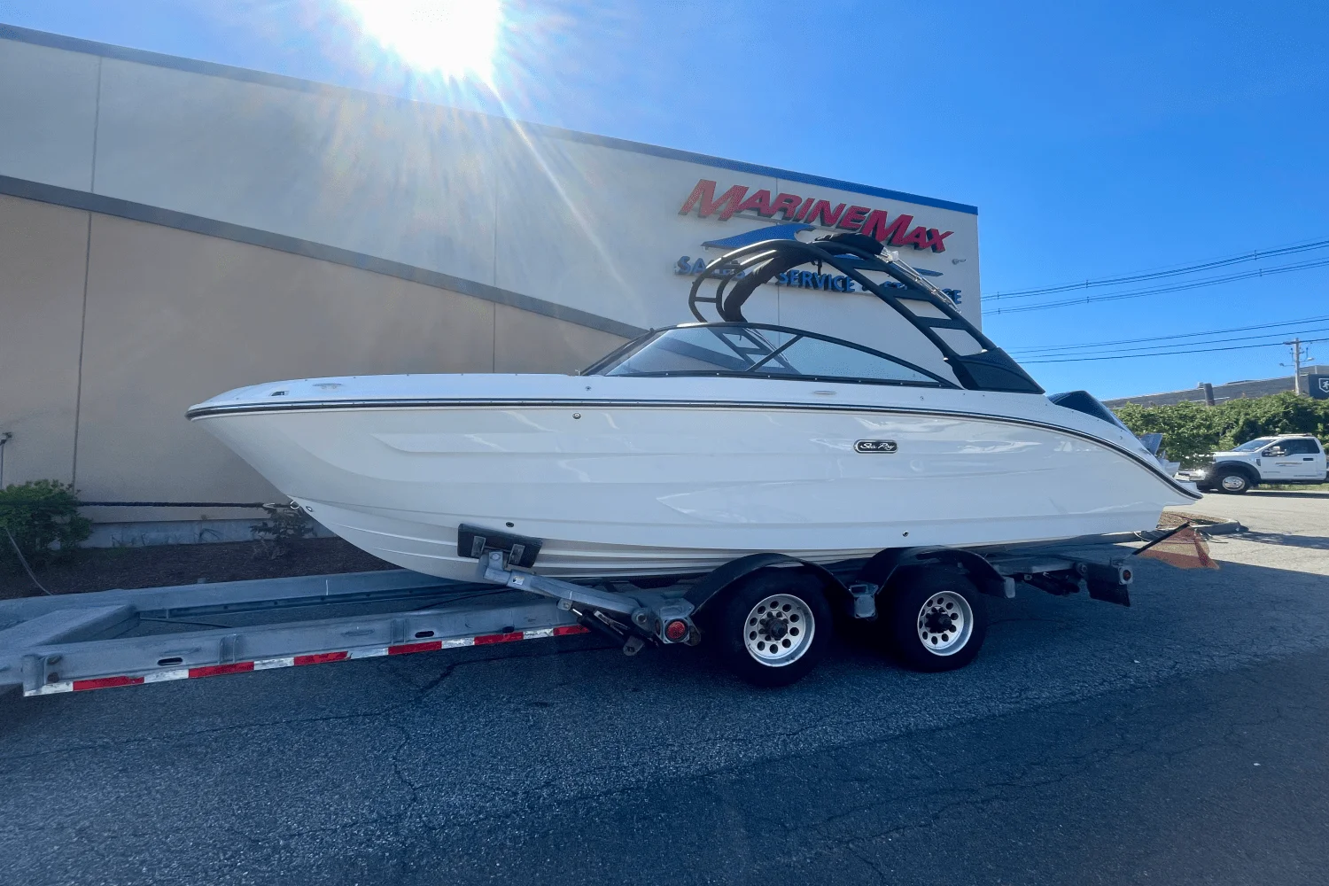 2026 Sea Ray SDX 250 Outboard Image Thumbnail #1