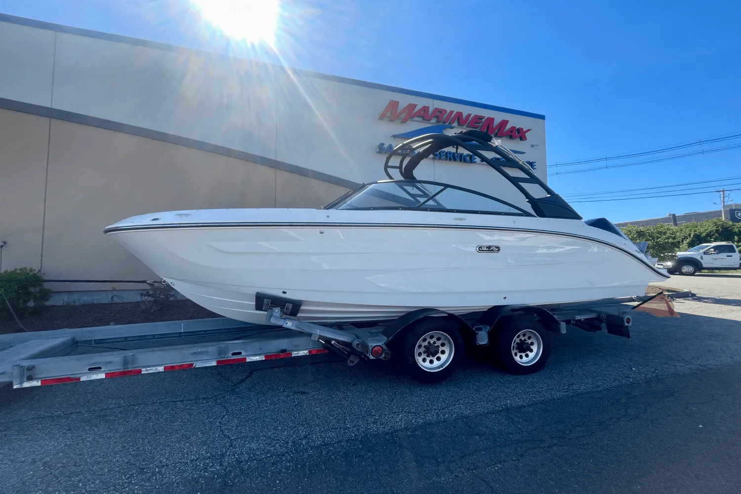 2026 Sea Ray SDX 250 Outboard Image Thumbnail #1