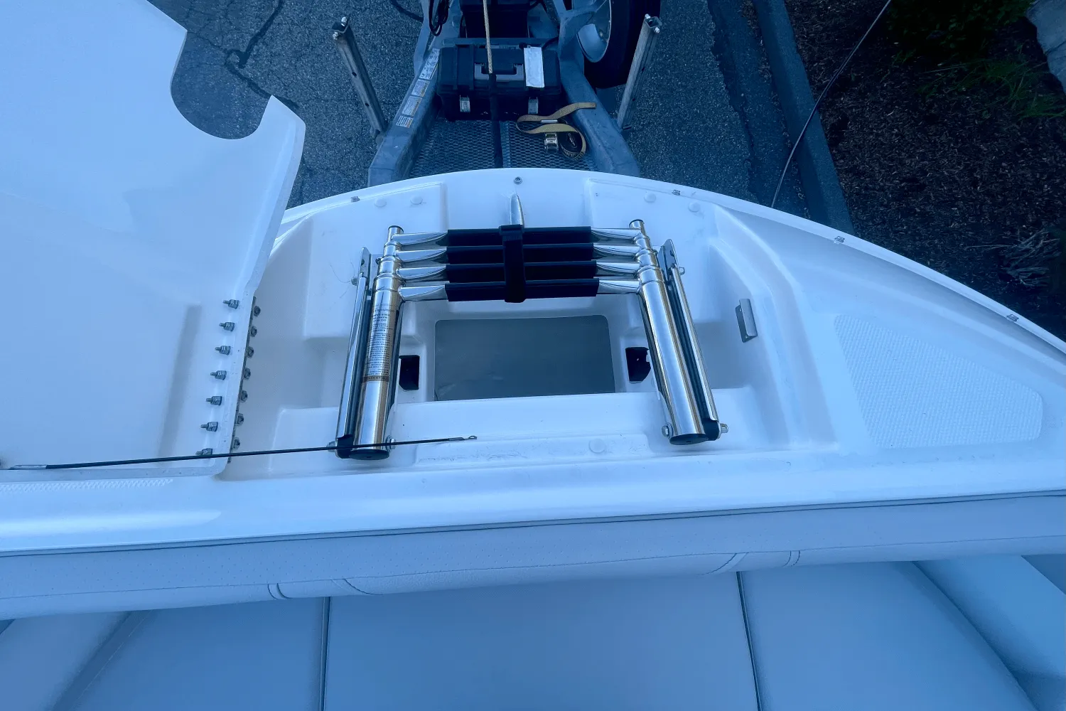 2026 Sea Ray SDX 250 Outboard Image Thumbnail #15