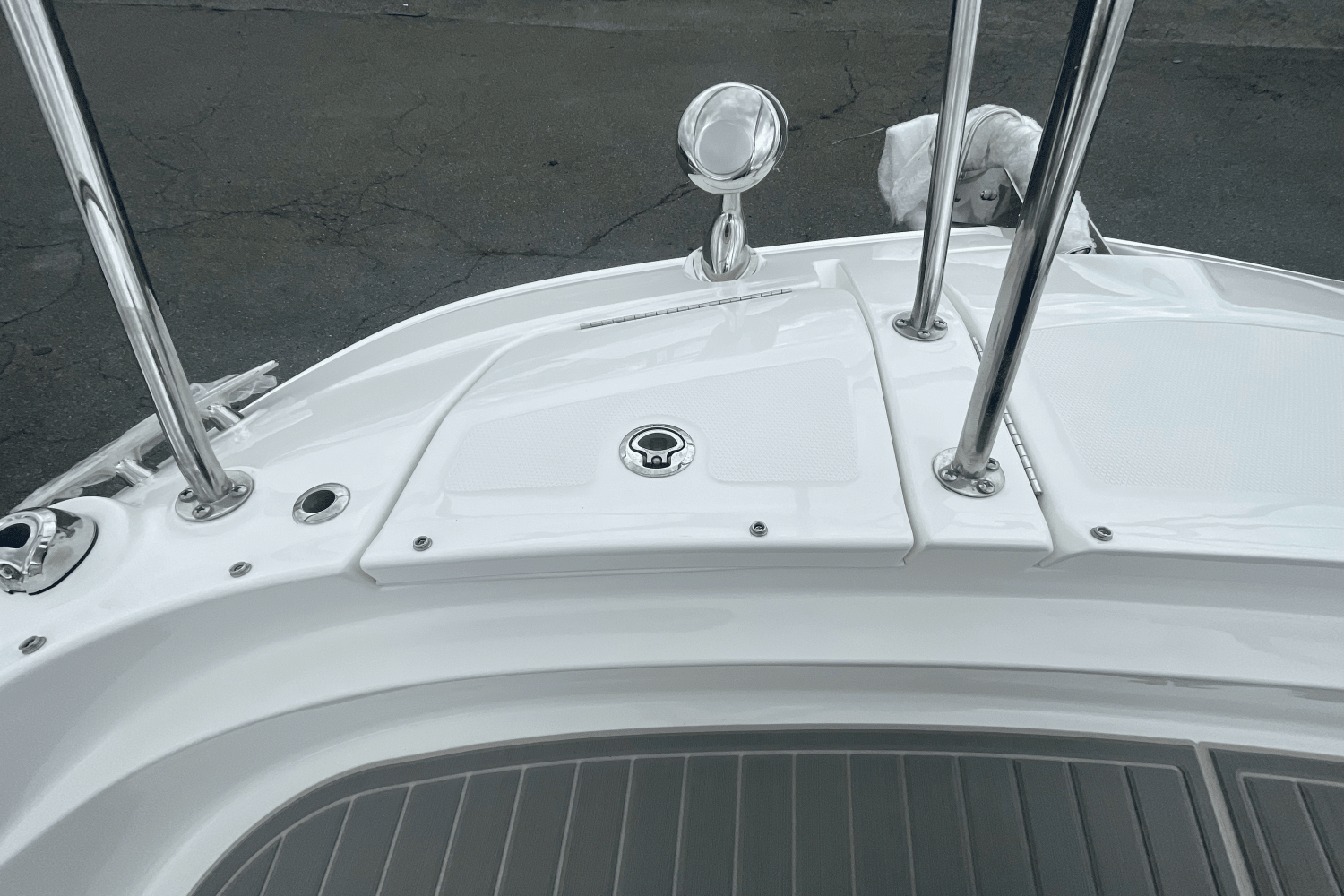 2026 Sea Ray Sundancer 320 Outboard Image Thumbnail #30