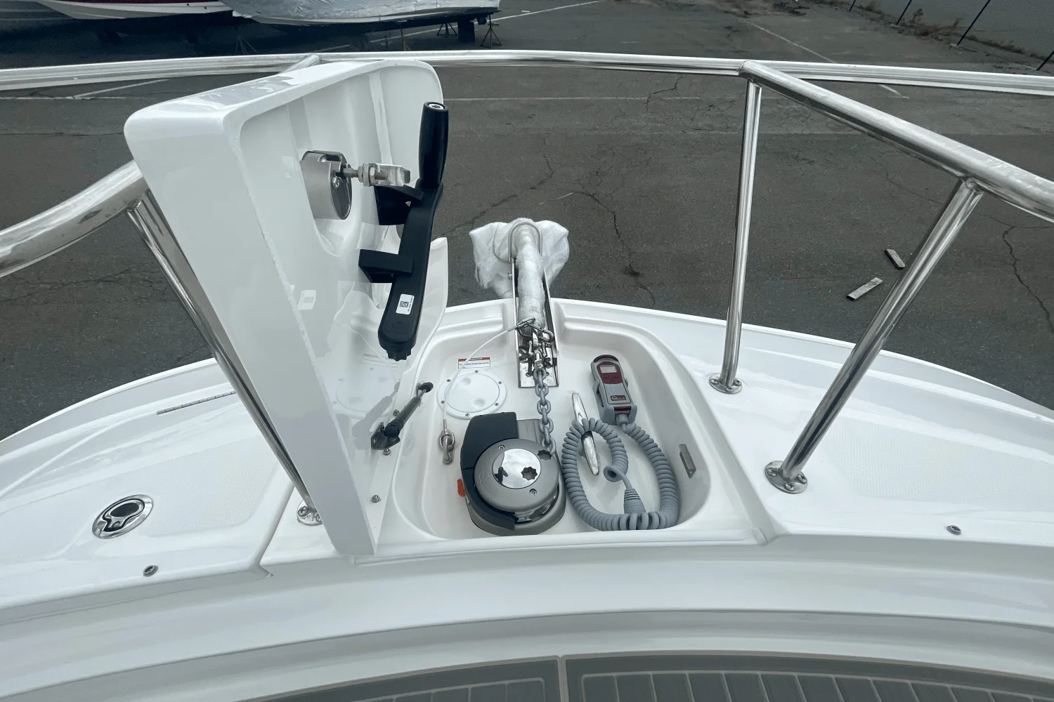 2026 Sea Ray Sundancer 320 Outboard Image Thumbnail #29