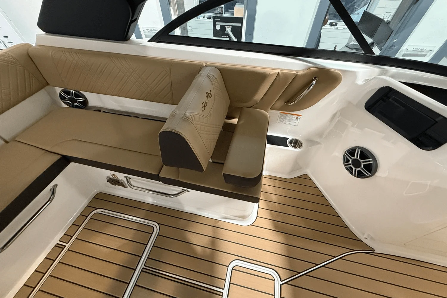 2026 Sea Ray SDX 230 Image Thumbnail #26