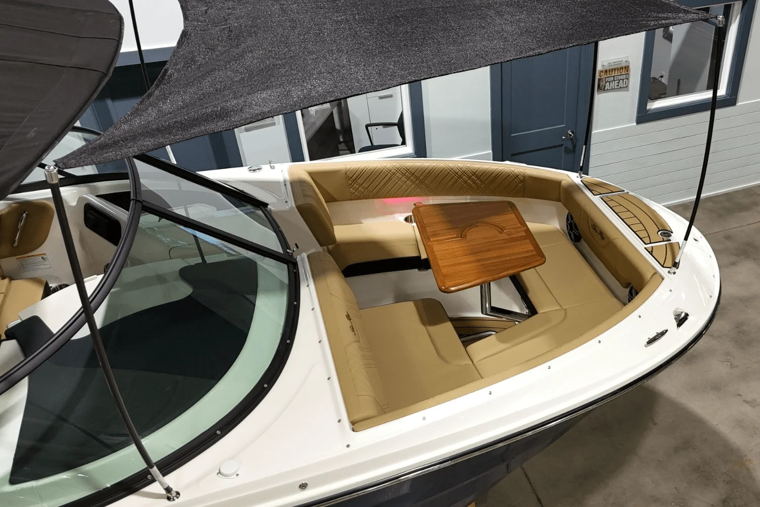 2026 Sea Ray SDX 230 Image Thumbnail #6