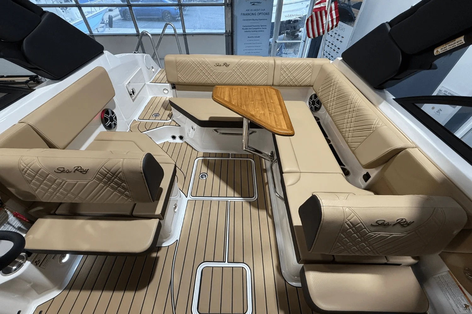 2026 Sea Ray SDX 230 Image Thumbnail #16