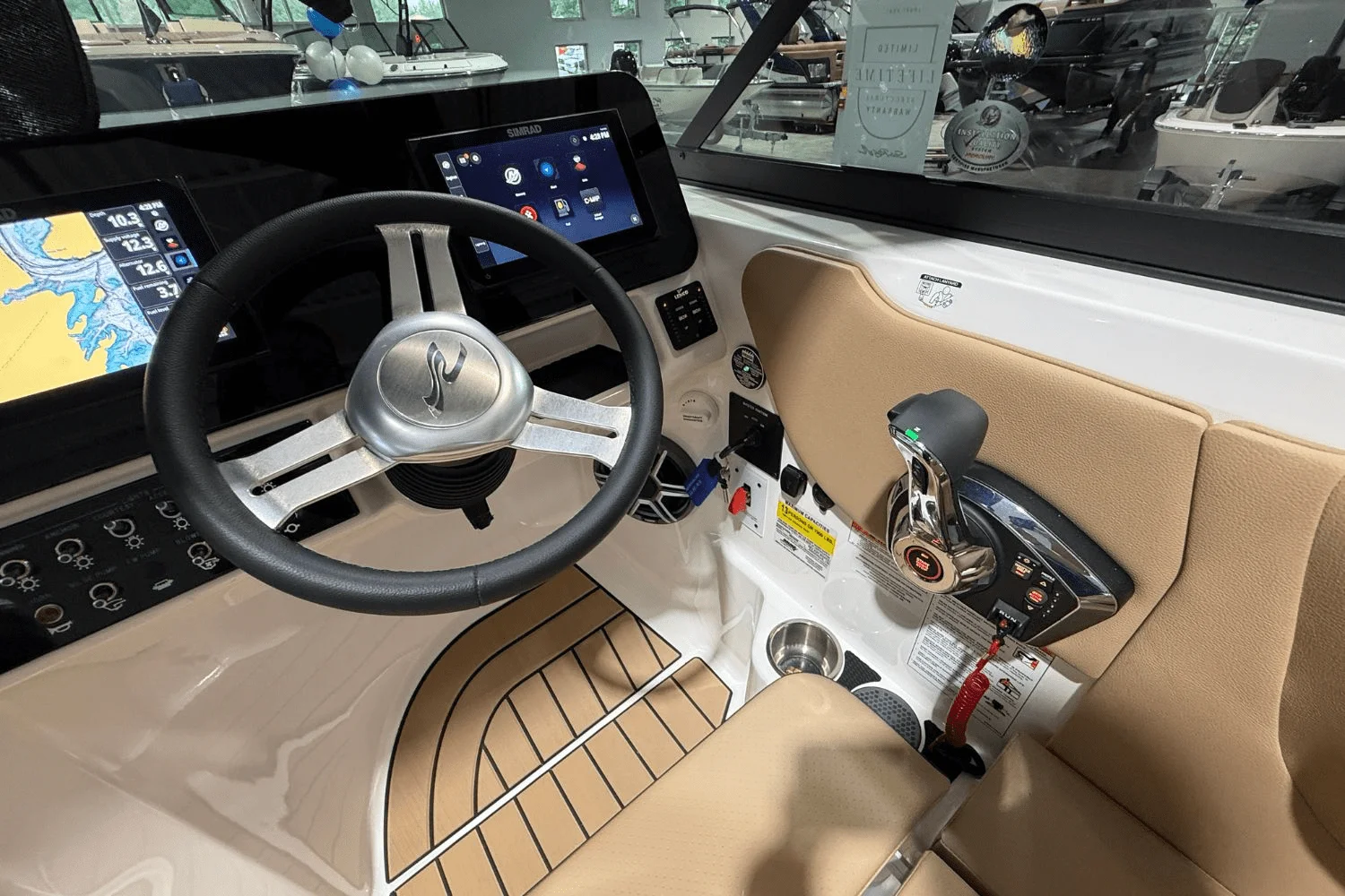 2026 Sea Ray SDX 230 Image Thumbnail #25