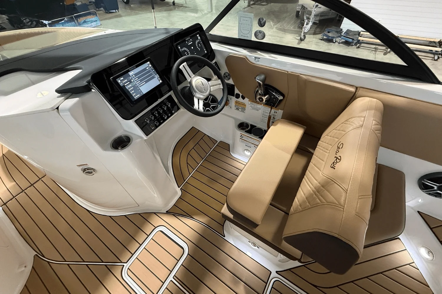 2026 Sea Ray SDX 230 Image Thumbnail #21